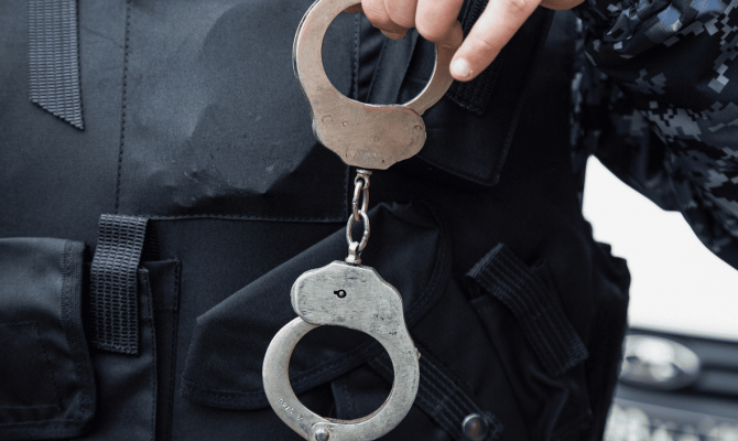 Новомосковец пытался поджечь райотдел полиции