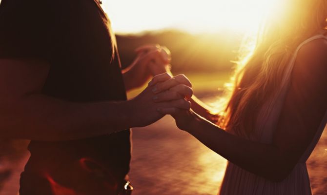 Ученые выявили гены мужской и женской привлекательности 