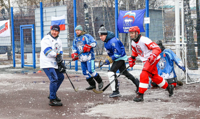Победитель соревнований по хоккею в валенках в Туле получит 350 тысяч рублей