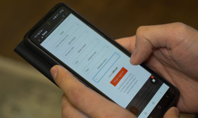 Туляка спасла от мошенницы из приложения для знакомств любовь к театру