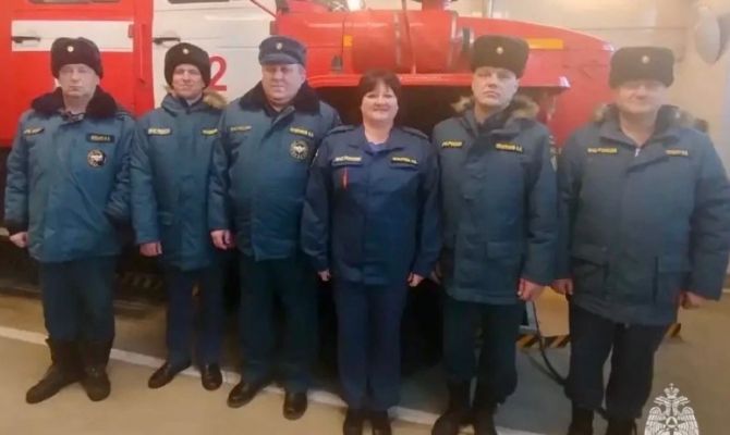 Тульские спасатели отбили ребенка от стаи собак