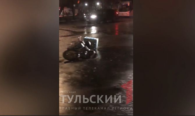 Водитель каршеринга в Туле сбил самокатчика