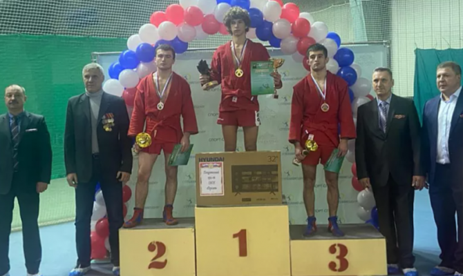 Тульский самбист стал победителем Всероссийских соревнований