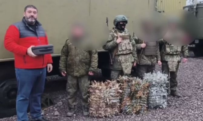 Глава Суворовского района передал гумпомощь бойцам СВО