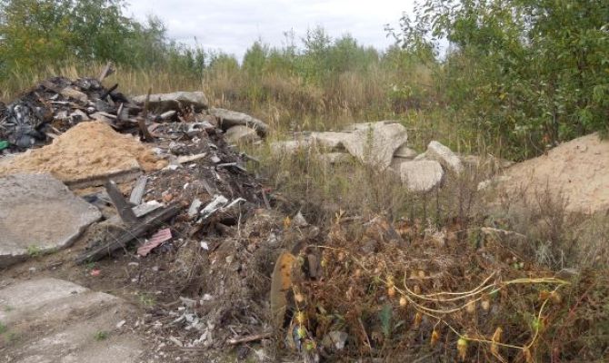 В Чернском районе убрали незаконную свалку строительных отходов