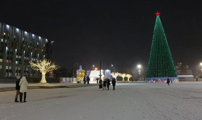 Когда на площади Ленина в Туле зажгут новогоднюю елку