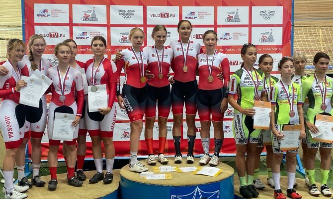 Тульские велогонщики стартовали с победы на первенстве России