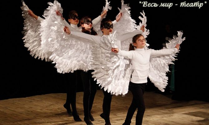 Юных туляков приглашают принять участие в областном конкурсе «Весь мир – театр»