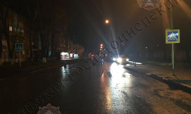 В Новомосковске водитель Mazda СХ-5 сбил 16-летнюю девушку