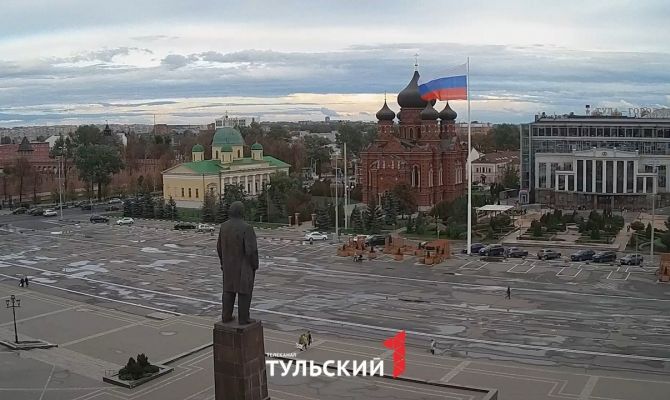 Громкие хлопки в Туле: видео из разных точек города