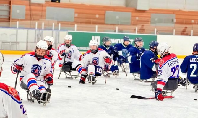 "АКМ-следж" обыграл "Югру" со счетом 3:1