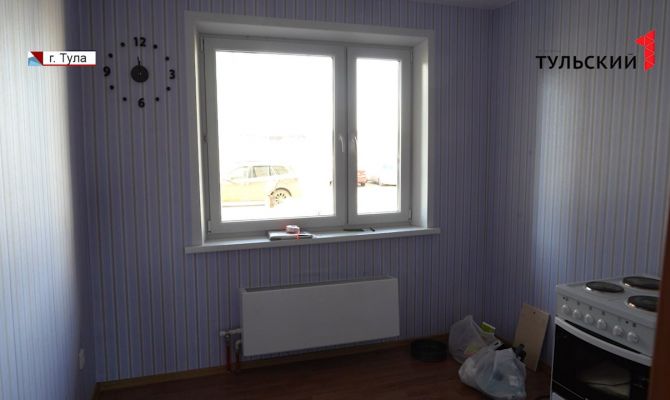 Жилье для врачей: в Тульской области справили новоселье специалисты из других регионов