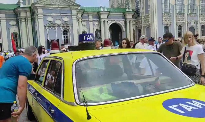 Тулякам показали транспорт инспекторов ДПС XX века