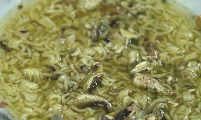 От "артиллерийского супа" до бабушкиной каши: чем кормят тульских бойцов СВО