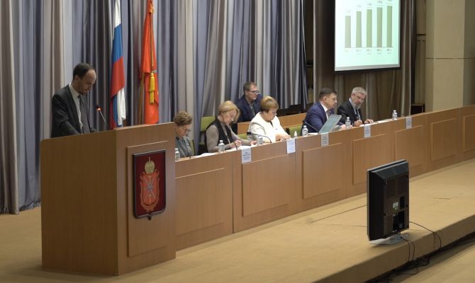 В Тульской области собираются повысить зарплаты медикам