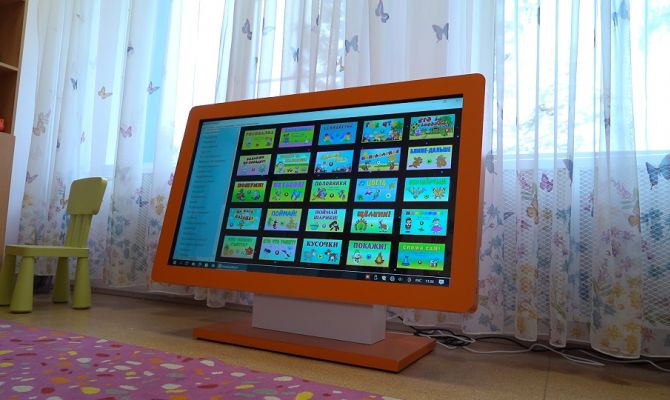 От регаты под парусами до умного зеркала: как обучение особенных детей делают веселым и интересным