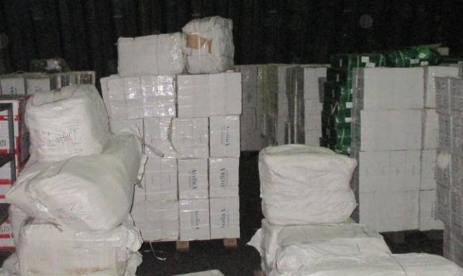 Тульский Роспотребнадзор арестовал около 13 тысяч пар китайской обуви без маркировки 