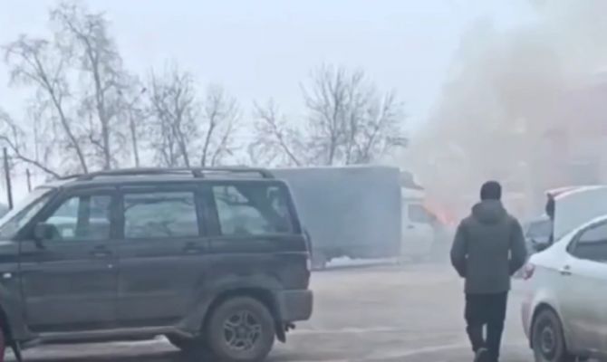 В Плавске загорелась грузовая "Газель" с мебелью