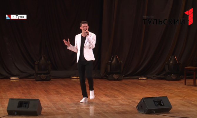 В Арсеньевском районе ремонтируют крыши многоэтажек. РЕПОРТАЖ