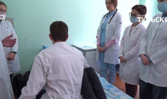 В Тульской детской областной больнице готовят педиатров по принципу  «у постели больного»