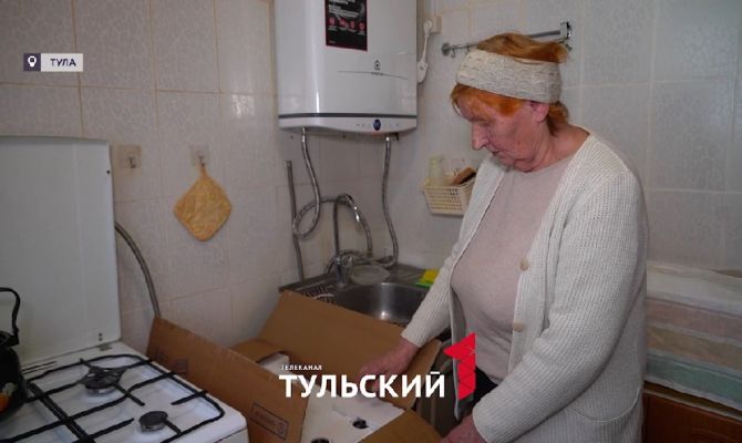 80-летняя тулячка осталась без горячей воды в морозы