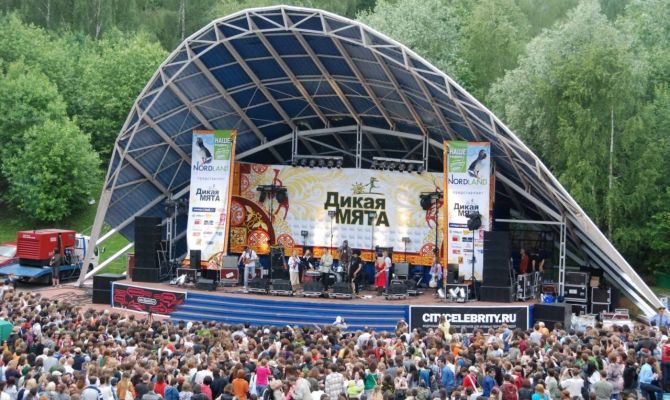 Фестивали «Толстой Weekend» и «Дикая Мята» в этом году начнутся в один день