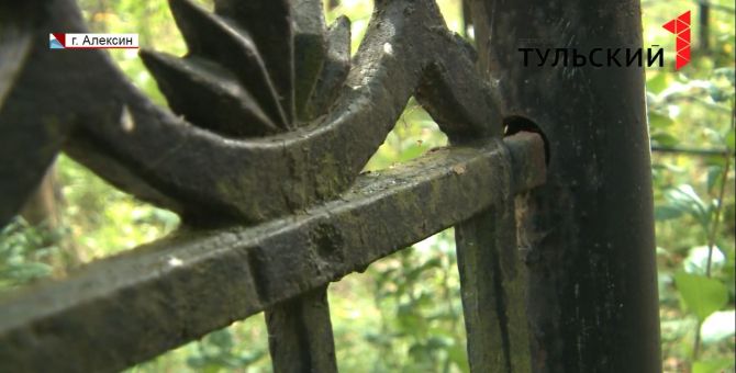 Десятки кладбищенских преступлений: кто и зачем «громил» могилы под Тулой