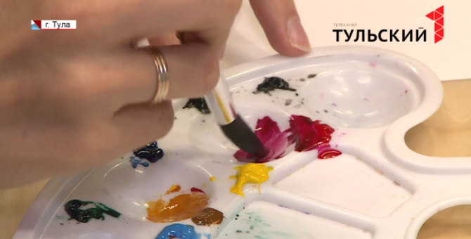 Тулякам помогли разобраться в фэшн-иллюстрациях 