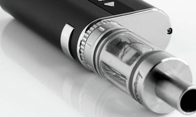 Тулякам могут запретить курить электронные сигареты в общественных местах