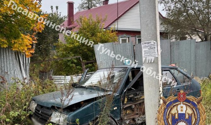 В Донском женщина пострадала после съезда автомобиля в кювет