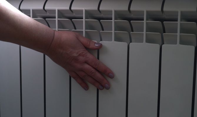 Погода в доме: в Новомосковске уже 7 лет подряд замерзают жители нескольких подъездов