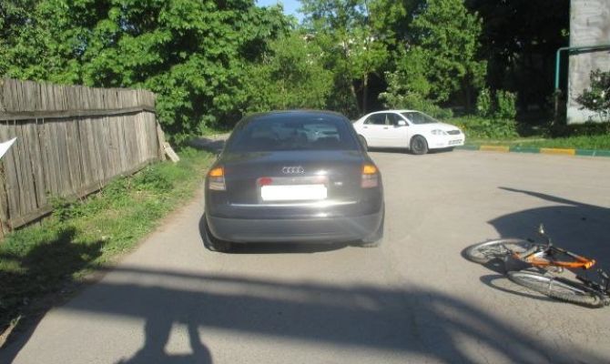 В тульском Заречье «Ауди» наехала на 11-летнего велосипедиста