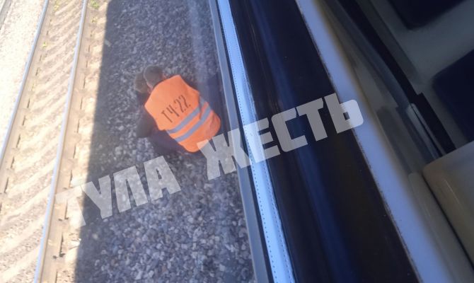 На станции "Криволучье" 19-летнего туляка сбил поезд