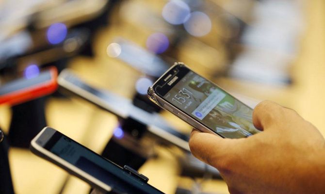 Роуминг в России отменят к 2018 году