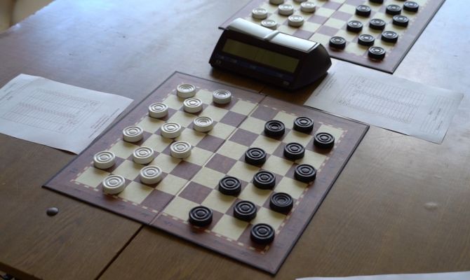 «Всегда иди к своей цели»: в Туле впервые прошли Всероссийские соревнования по русским шашкам