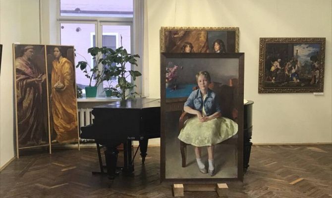 В Туле открылась выставка картин Андрея Чукина