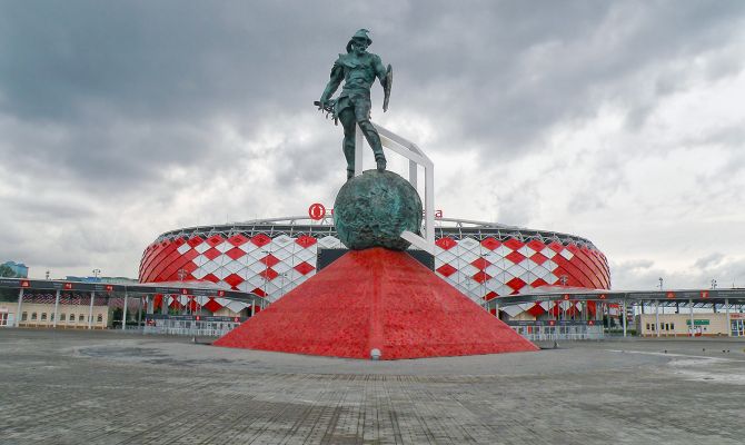 «Спартак» призывает прекратить уголовное преследование фанатов после файер-шоу под Тулой