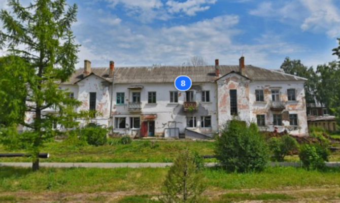 В Новомосковске администрацию обязали снести аварийный дом