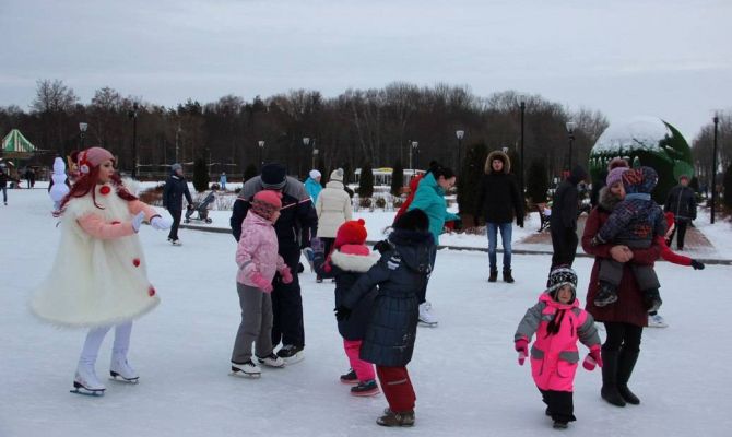 «Звездный лед» по-тульски: как центральный парк развлекает гостей