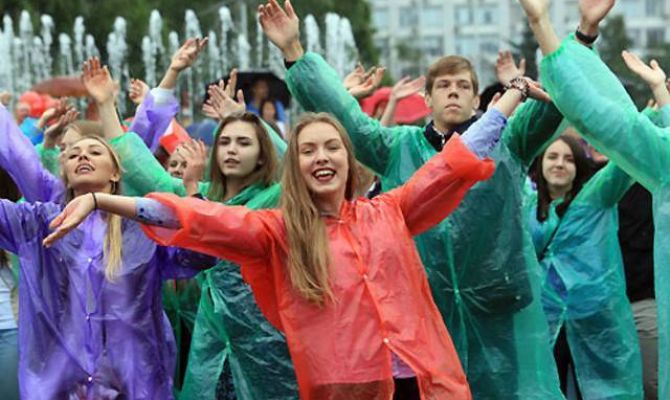 Большинство россиян верят, что жизнь становится лучше