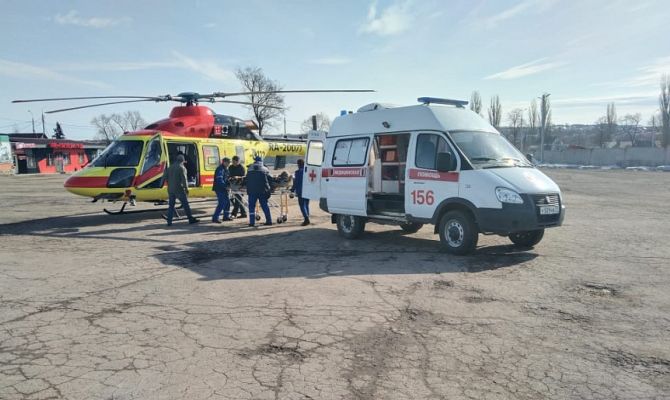 Вертолет санавиации доставил пенсионера с сильными ожогами из Ефремова в Тулу