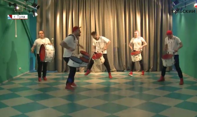 Живые скульптуры, барабаны и оркестры: что готовит для туляков «Театральный дворик» в этом году