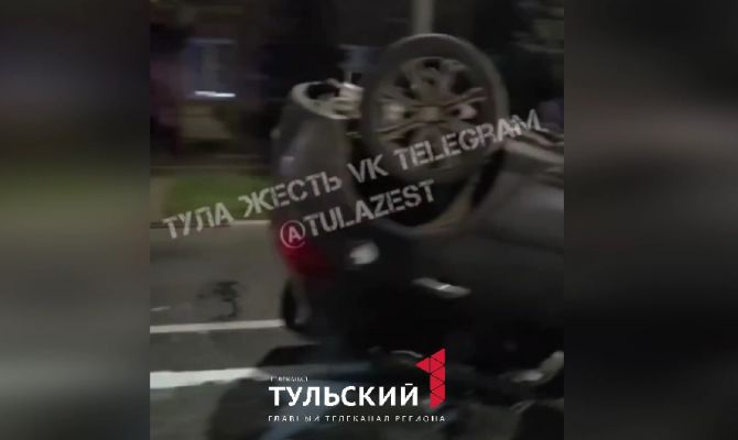 В Туле на Красноармейском проспекте пьяный водитель столкнулся с «Мерседесом»