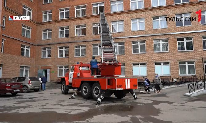 Как пациентов эвакуируют из больницы в случае ЧП