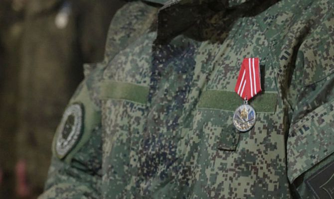 Тульским военнослужащим на передовой вручили медали «Доблесть и Слава»