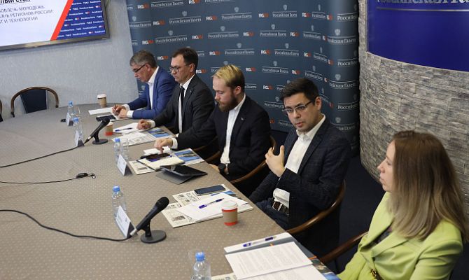 Тульская область поделилась опытом участия молодежи в развитии региона