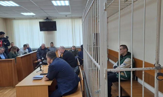 В Туле двух мужчин судят за изготовление фальшивого документа Украины