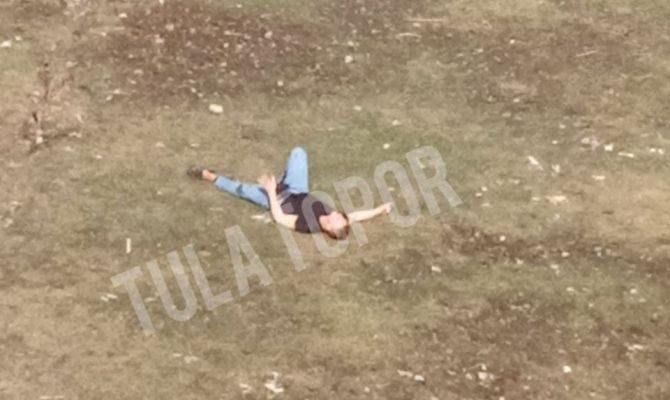 На улице Кауля в Туле нашли мужчину с разрезанным пахом: видео