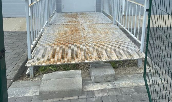 В Тульской области обнаружили пандус без возможности заезда