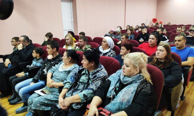 В Тульской области детям-сиротам вручили ключи от квартир